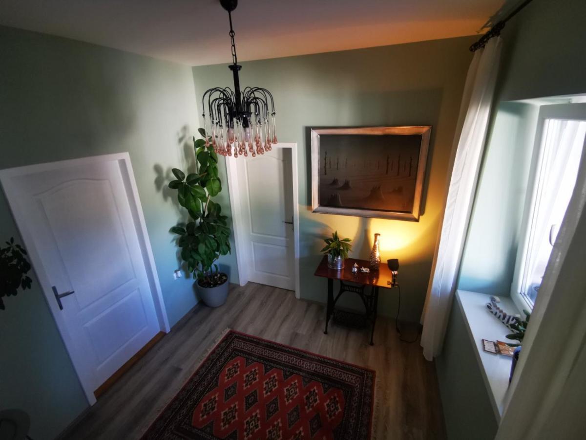 Sombor 19 Central Apartment Экстерьер фото