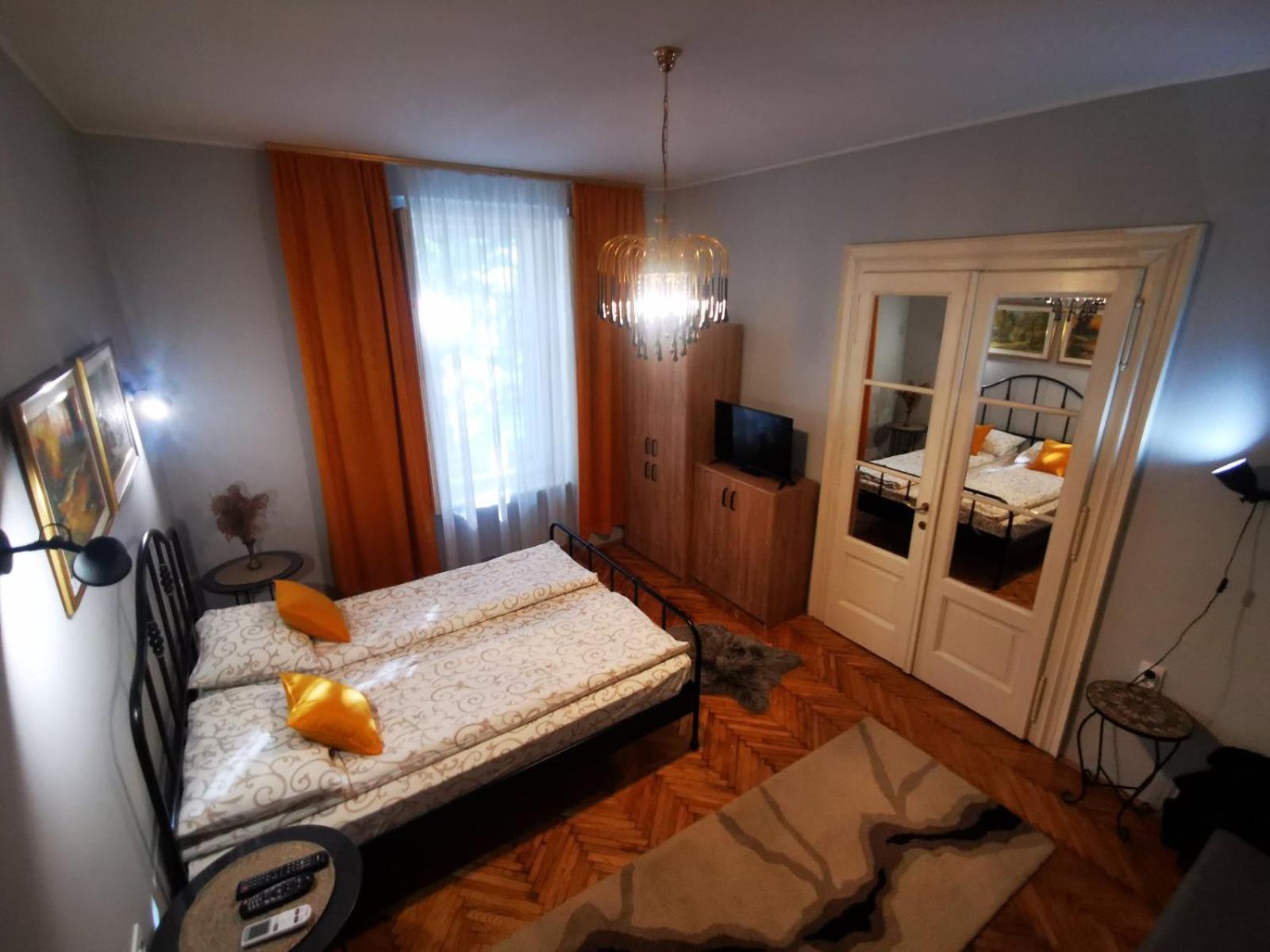 Sombor 19 Central Apartment Экстерьер фото