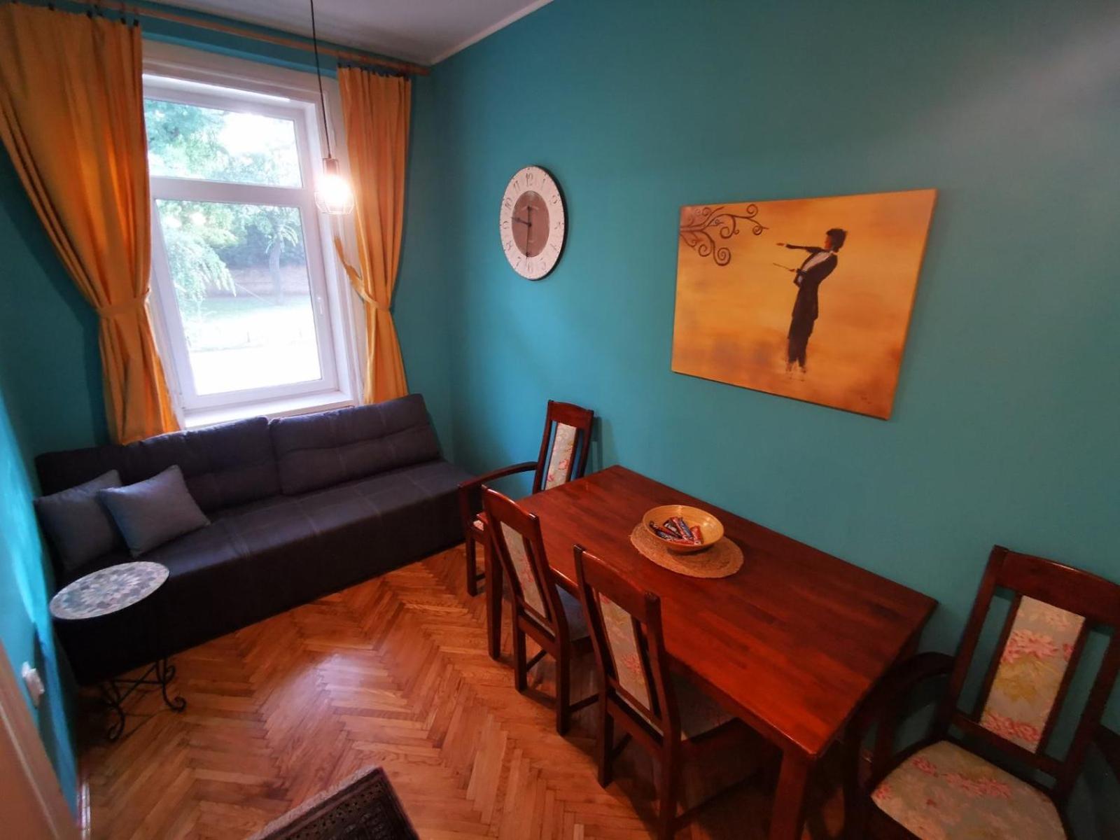 Sombor 19 Central Apartment Экстерьер фото