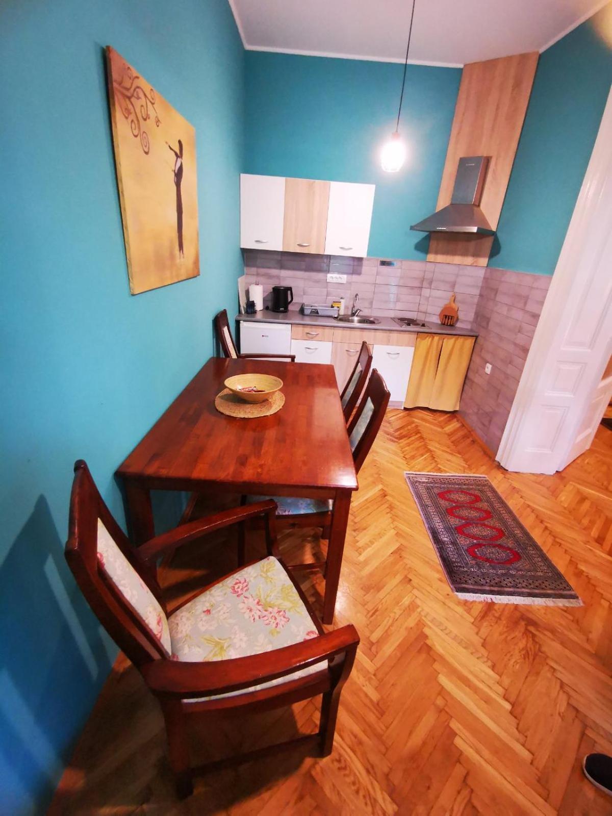 Sombor 19 Central Apartment Экстерьер фото